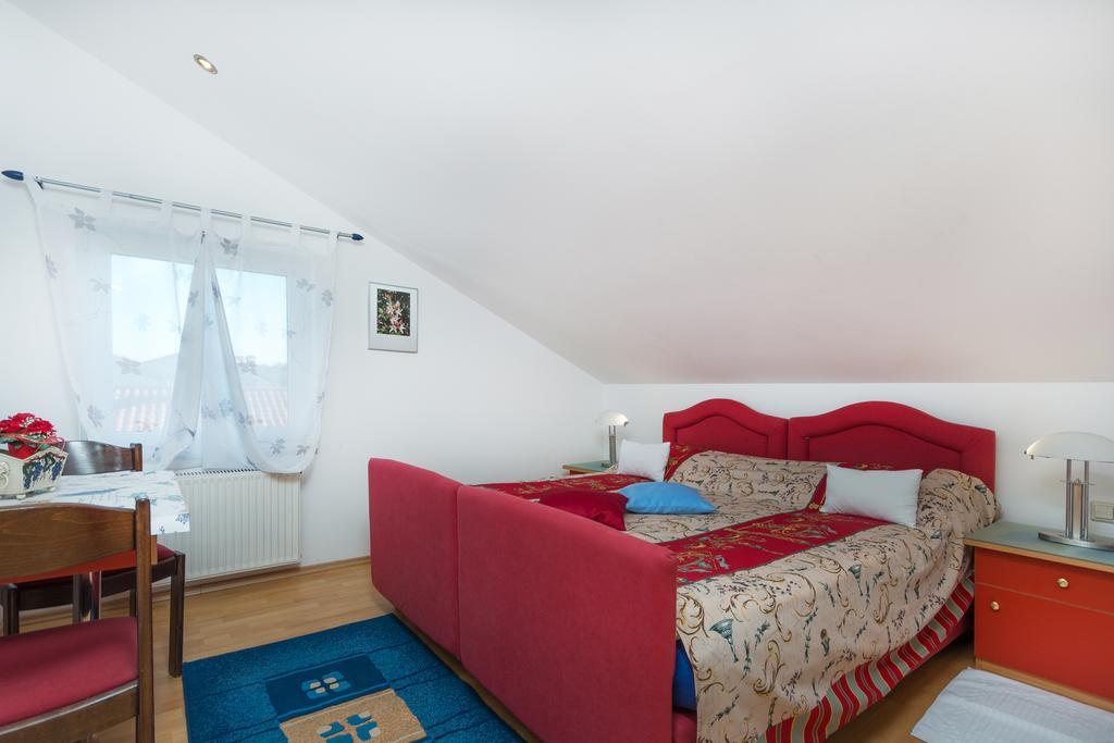 Apartments Villa-Passat Пореч Экстерьер фото