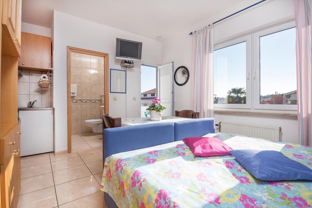 Apartments Villa-Passat Пореч Экстерьер фото